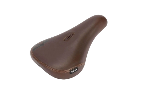 Void Pivotal Seat