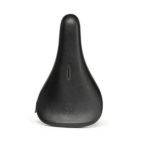 Exile Pivotal Seat