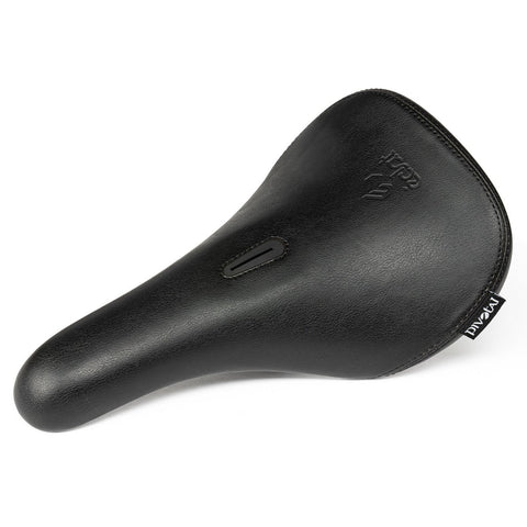 Exile Pivotal Seat