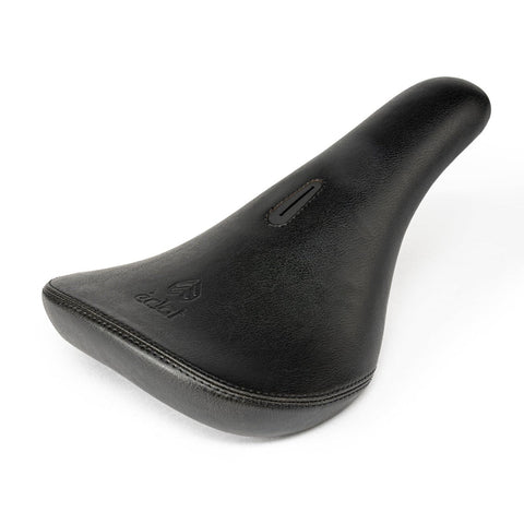 Exile Pivotal Seat