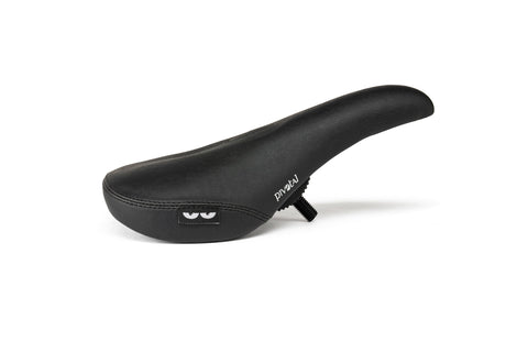 Void Pivotal Seat