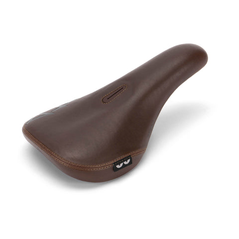 Void Pivotal Seat